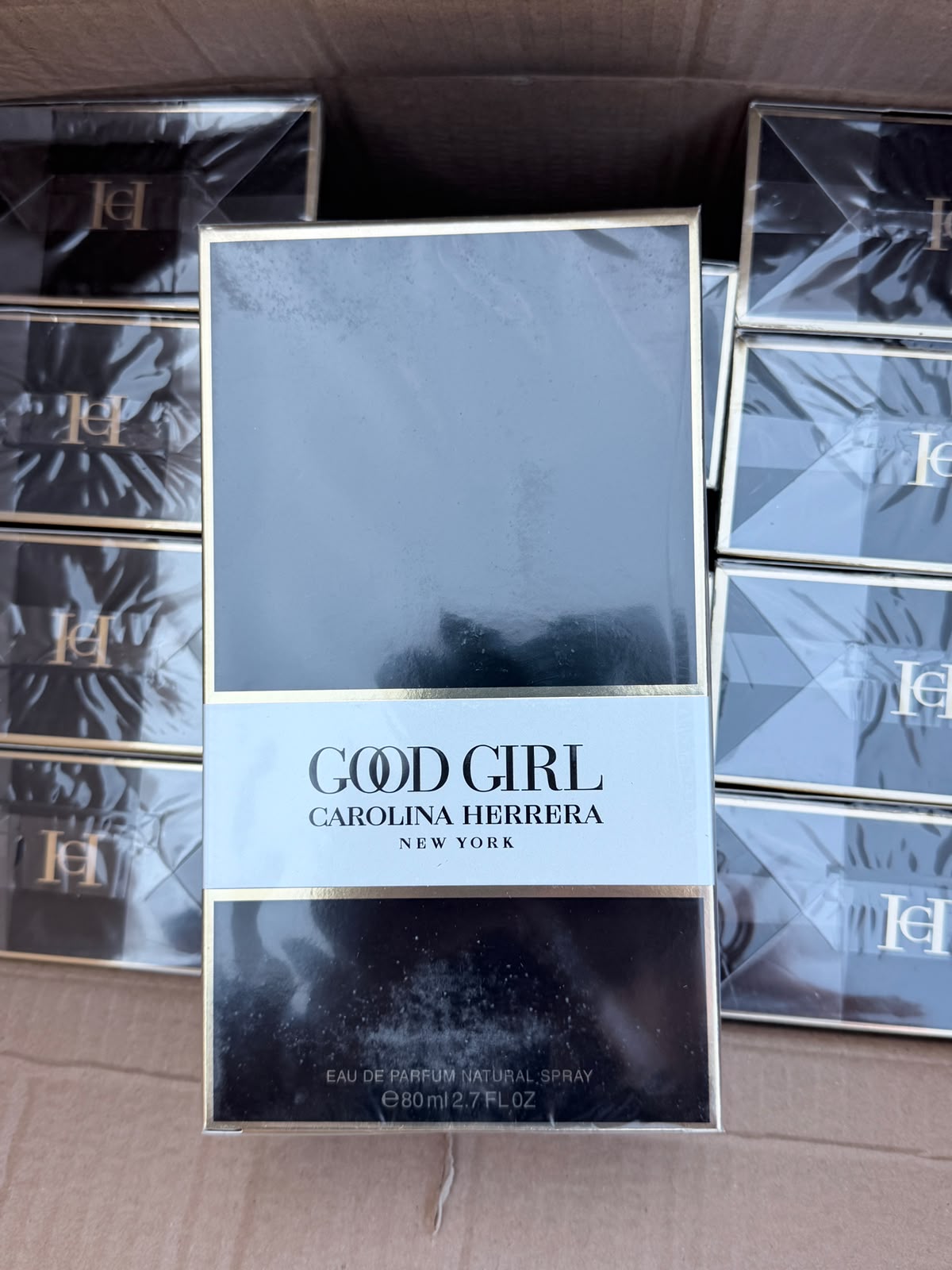 Carolina Herrera Good Girl Eau de Parfum Natural Spray – 80ml / 2.7 Fl Oz (Women's Perfume)