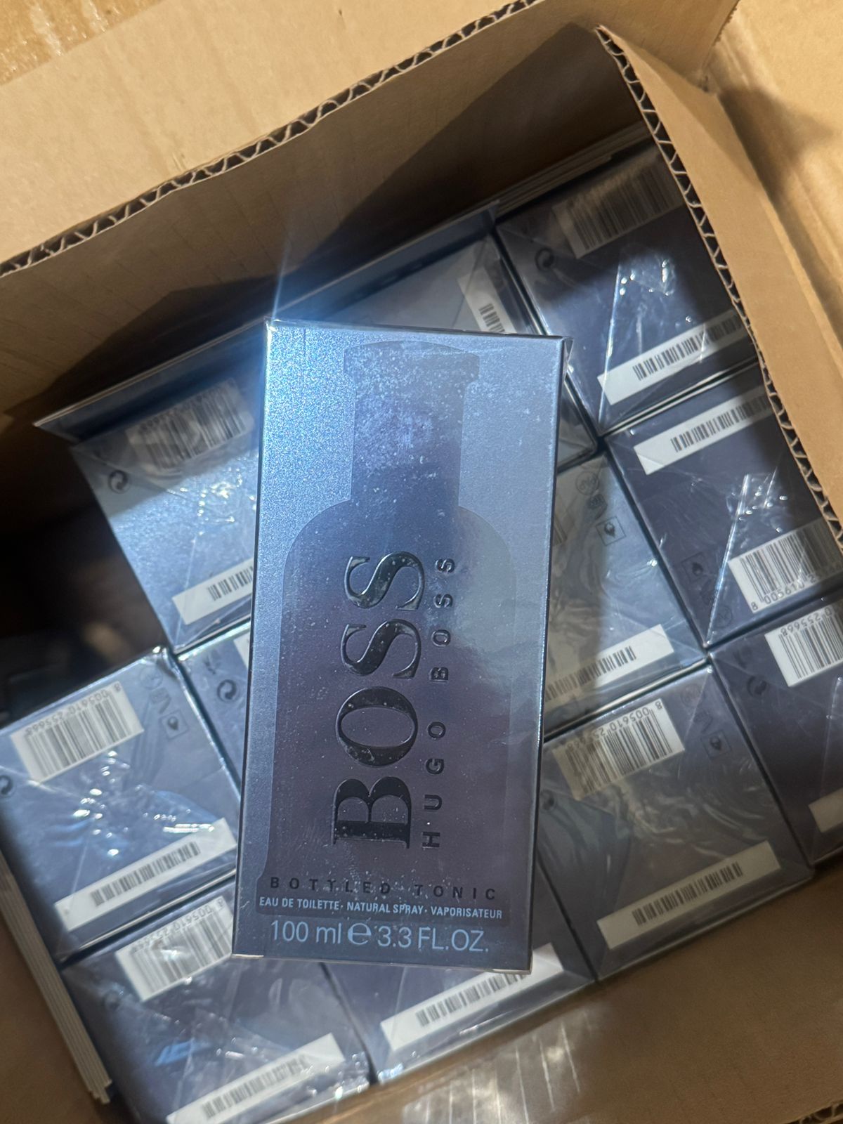 Hugo Boss Bottled Tonic Eau de Toilette for Men – 100ml / 3.3 Fl Oz