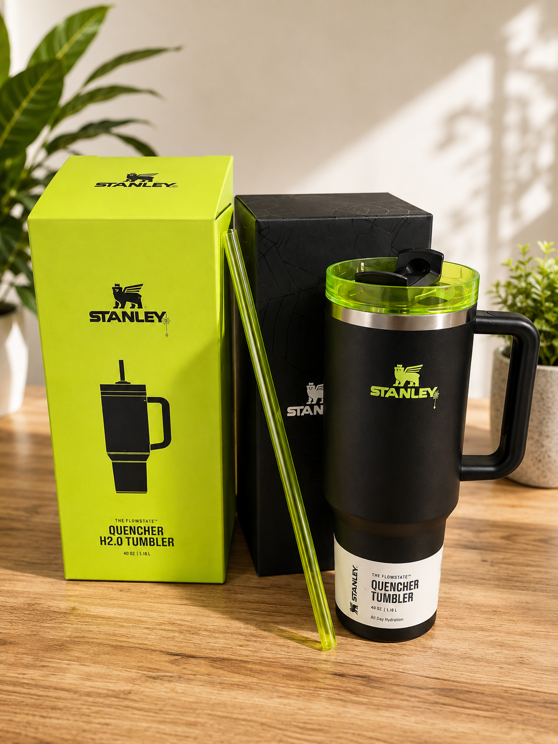 Stanley Quencher H2.0 Tumbler 40 oz – Black with Green Lid